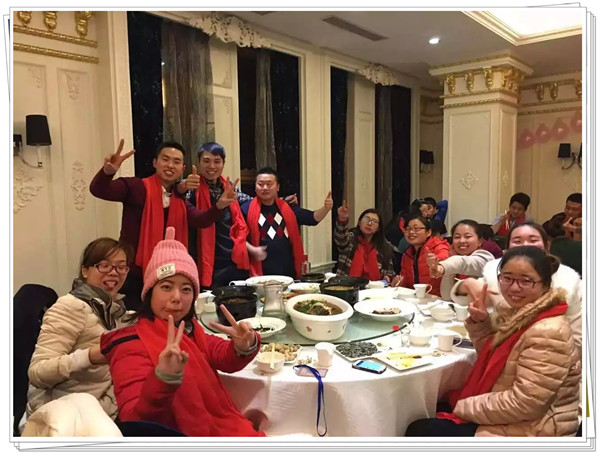 歡樂(lè)的易視界家人們