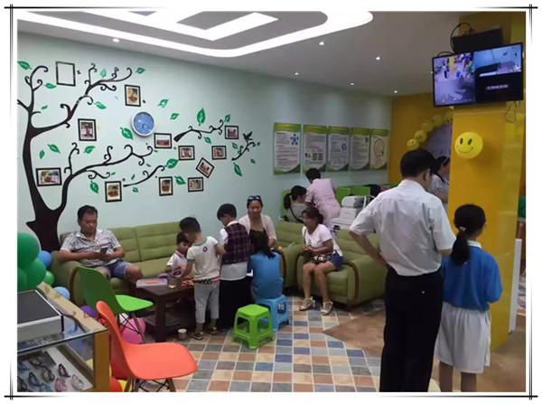 易視界實驗小學(xué)店