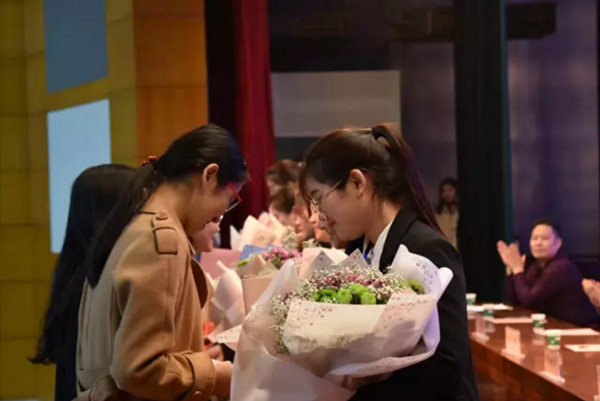 河南經(jīng)貿(mào)職業(yè)學(xué)院：“私人訂制式”創(chuàng)新人才供給新模式