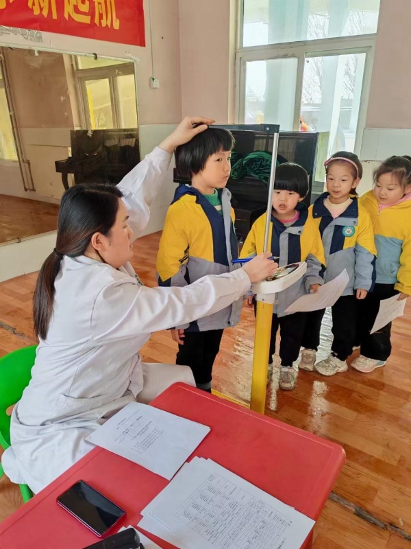 易視界走進校園開展科學(xué)防控近視的活動